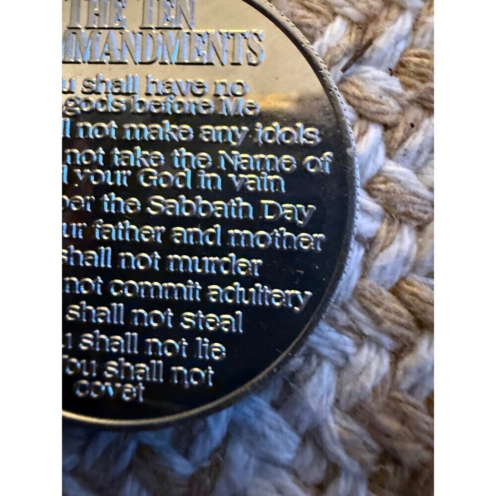 Ten Commandments Religious Pocket Token Coin - Picture 8 of 8